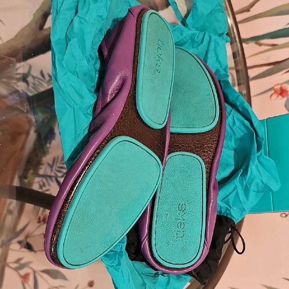 Tieks Purple Comfort Flats Slip-On Style - Picture 3 of 3